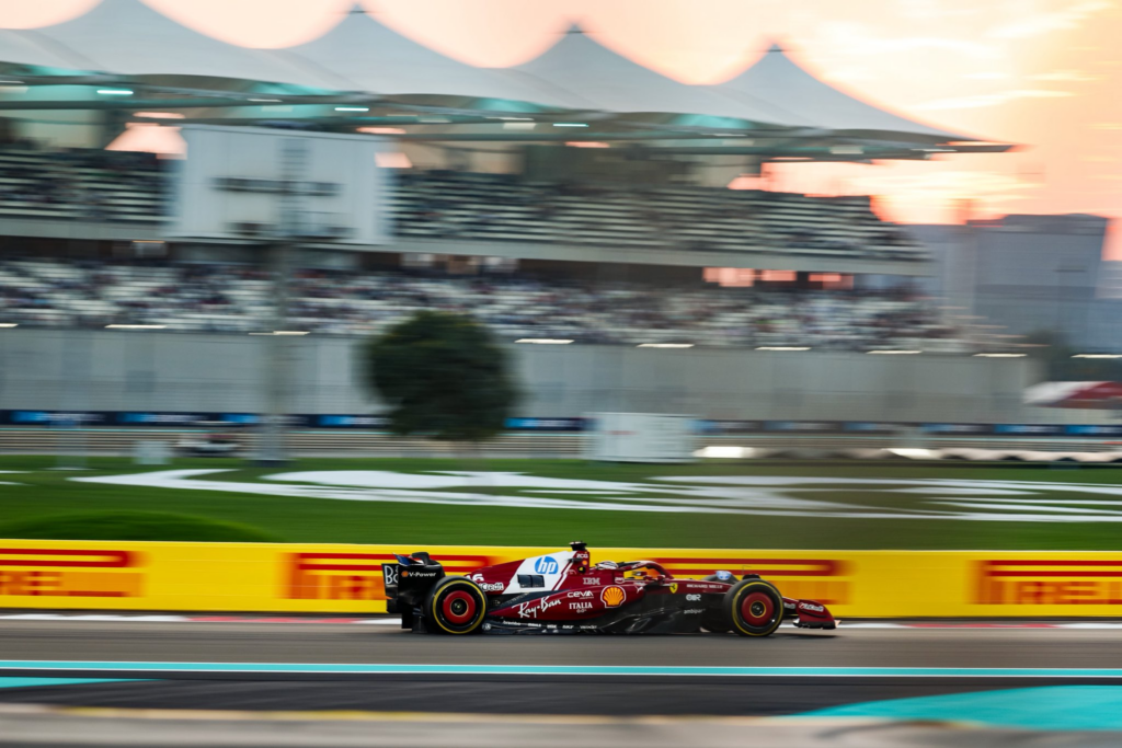 Ferrari, Hamilton: "Perdo tutto nel terzo settore, possiamo fare un passo in avanti"