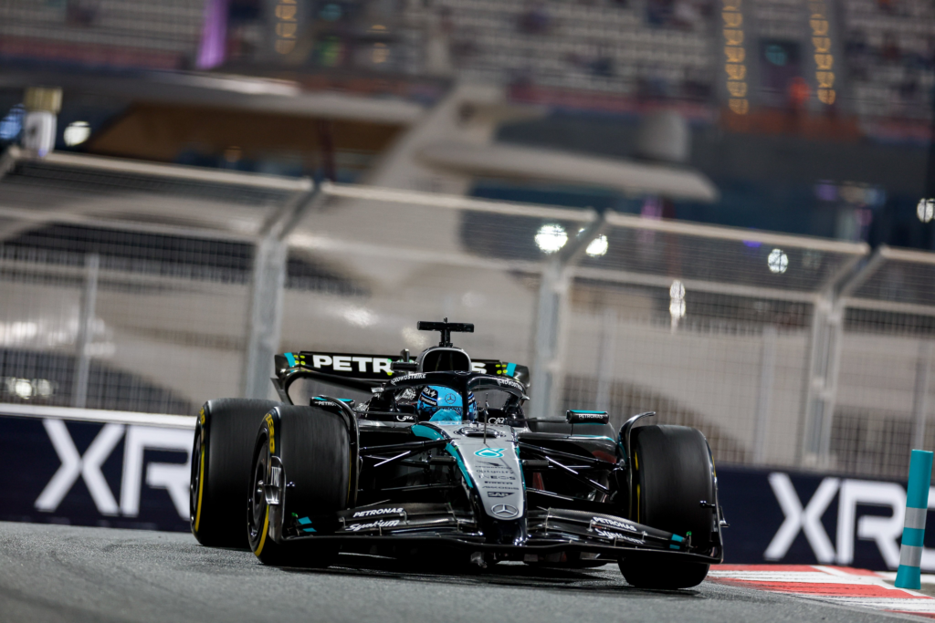 Russell tifa Verstappen: "Spero che sia ancora in testa dopo..."