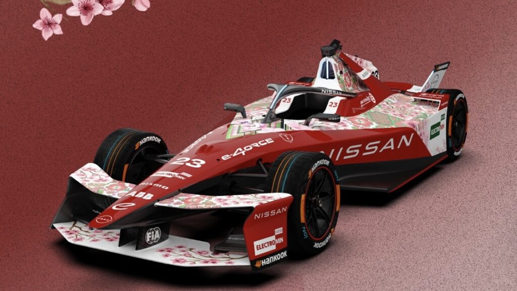 La Formula E riparte dal Messico: Oliver Rowland con Nissan ha conquistato la vittoria nell'ultimo E-Prix del Messico. Per questa edizione, il suo team porterà in pista una speciale livrea, realizzata in collaborazione con Menchaca Studio.