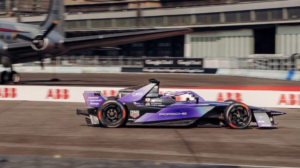 Ayhancan Guven ha preso parte ai Rookie Test di Berlino nel 2025, concludendo la sessione pomeridiana in un'ottima seconda posizione.