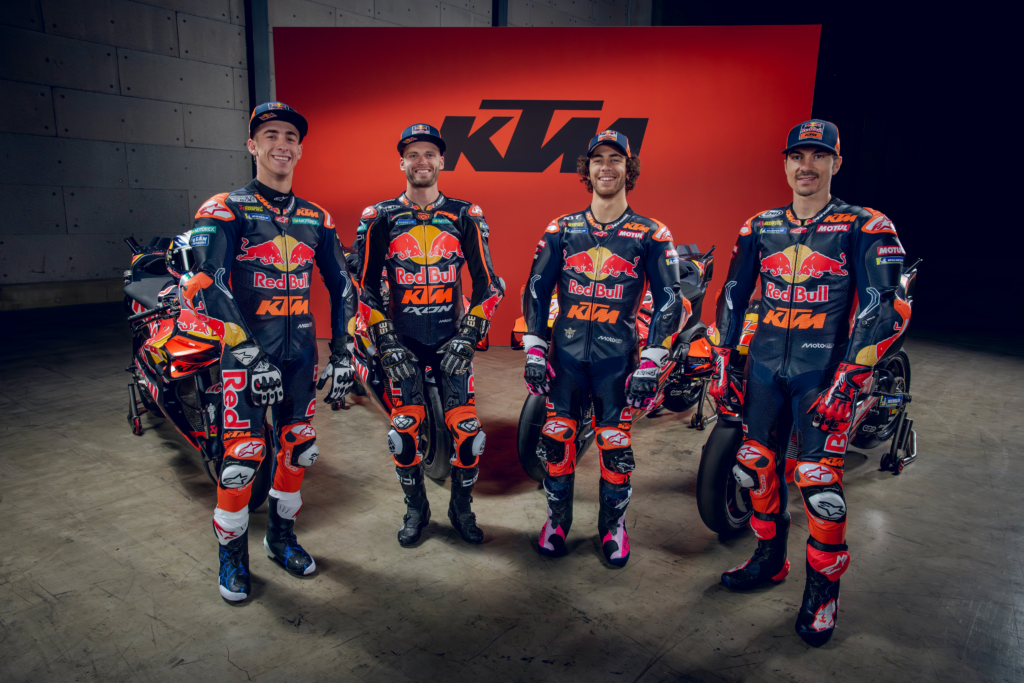 MotoGP, presentate le livree KTM e Tech3: ecco le prime FOTO
