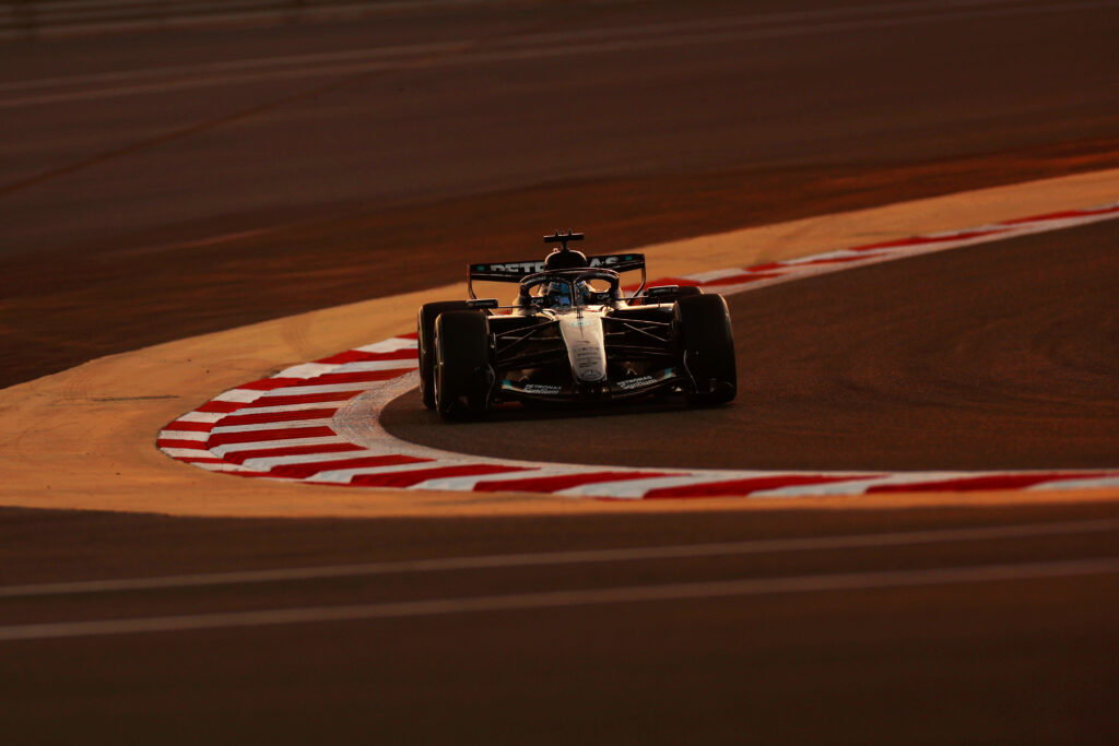 george russell mercedes test f1 bahrain day 2