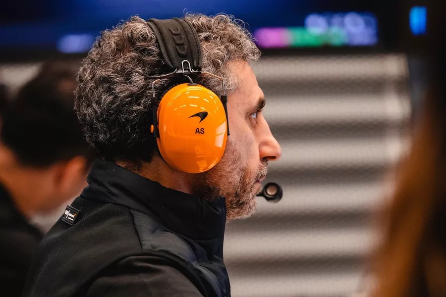F1, caos sorpassi e partenze: Andrea Stella lancia l'allarme, McLaren chiede chiarimenti
