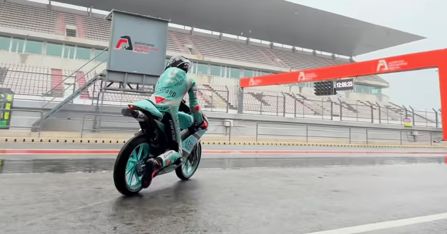 Test Moto3 a Portimao: Guido Pini domina la pioggia nel day 2