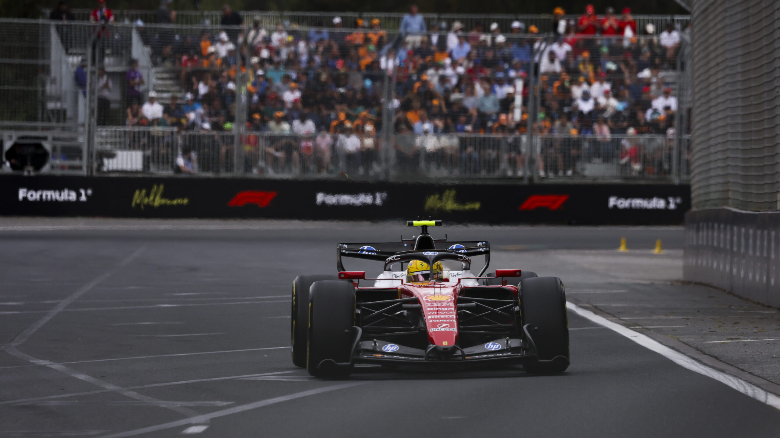 F1 | Lewis Hamilton sul 4° posto in Australia: "Se sorrido? Si, ci sono tanti lati positivi di oggi"