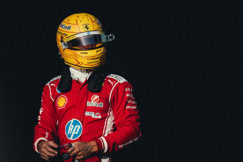 Ferrari, primo podio per Hamilton: "La lotta con Charles è stata bella e corretta, nella natura delle corse"