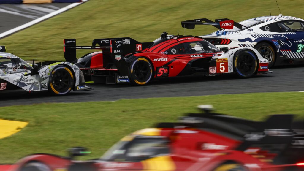 wec BoP bahrain 8 ore ferrari cadillac porsche