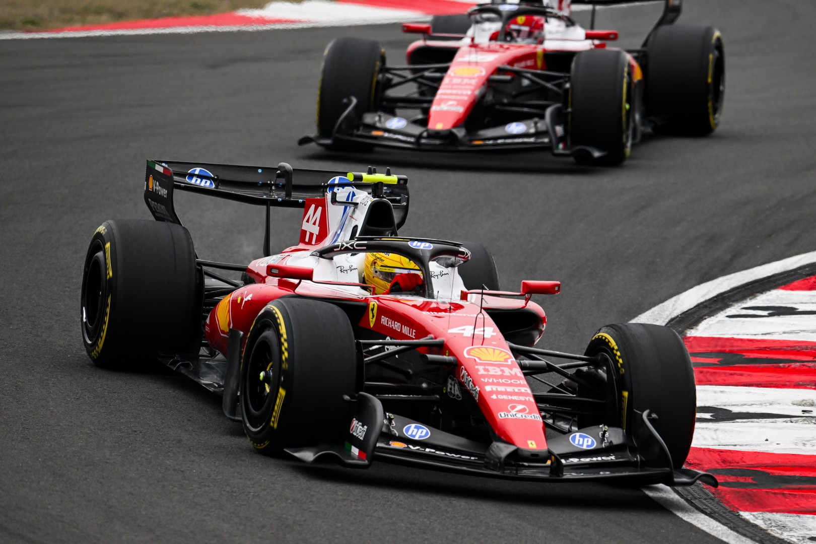 Ferrari f1 mercedes giappone vincere piano