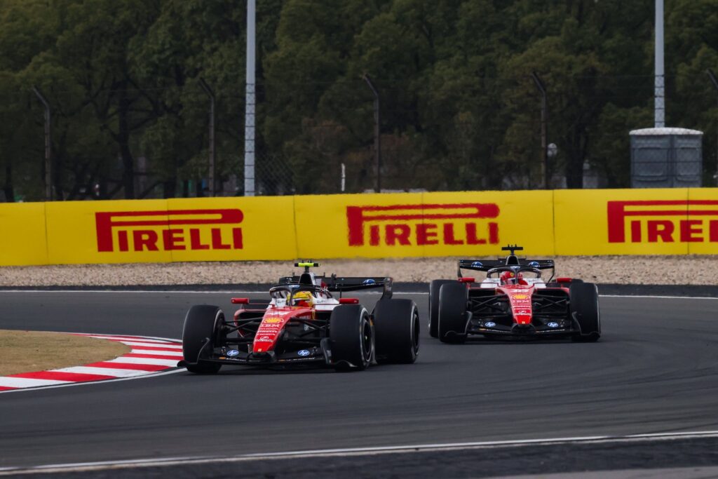 Ferrari, Leclerc si congratula con Hamilton: "Bella lotta, queste macchine sono divertenti in gara"