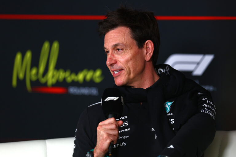 toto-wolff-f1-gp-australia-mercedes-ferrari