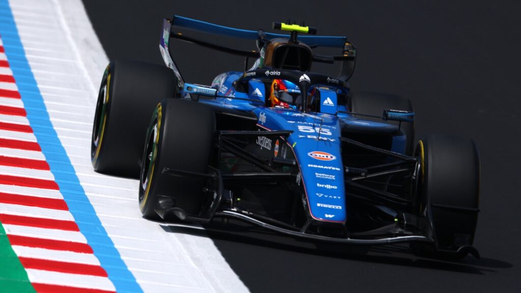 Carlos Sainz dopo l'incidente di Bearman: "Era questione di tempo, spero la F1 ci ripensi"