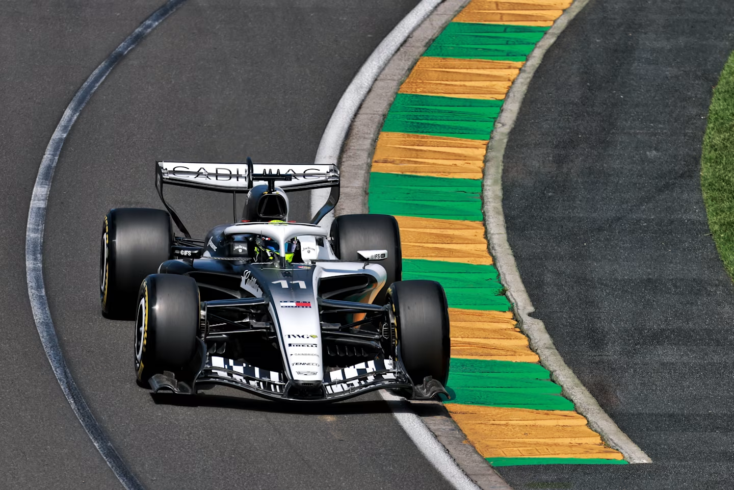 problemi cadillac in cina