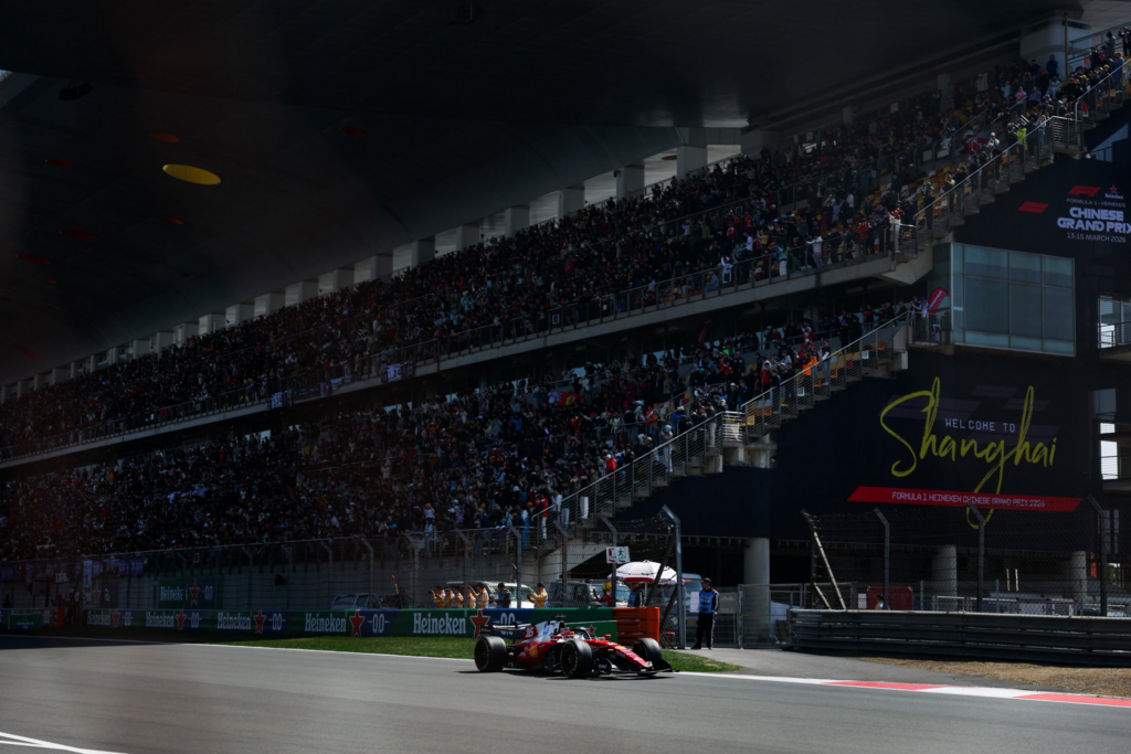 Ferrari, Vasseur: "Stiamo andando nella direzione giusta, Mercedes ancora forte sui rettilinei"