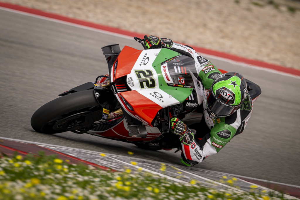 FP1 di WorldSBK a Portimao: Alex Lowes in testa, ma è subito lotta Bimota-Aruba