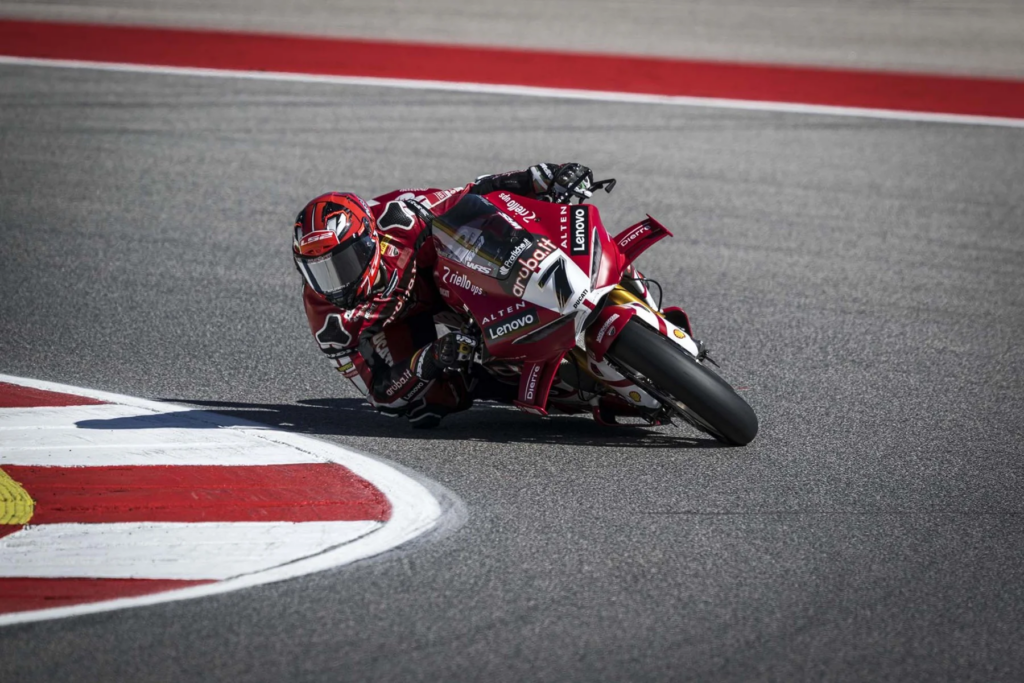 FP3 di WorldSBK a Portimao: vola Lecuona, ottimo Montella e risale Oliveira