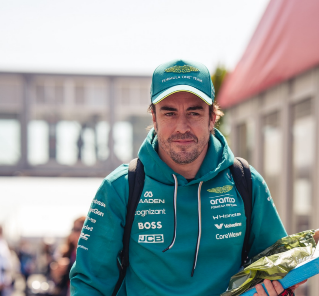 Aston Martin, il solito Alonso: "Sono 23 anni che lotto per il Mondiale con macchine inferiori"