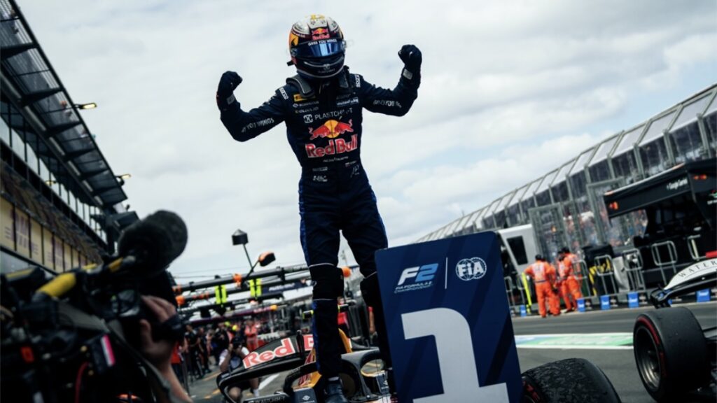 Nikola Tsolov ha conquistato la sua prima vittoria in Formula 2 nella Feature Race di Melbourne. Il pilota bulgaro arriva così a Miami da leader del campionato - PH: Campos Racing, FIA Formula 2, Nikola Tsolov.