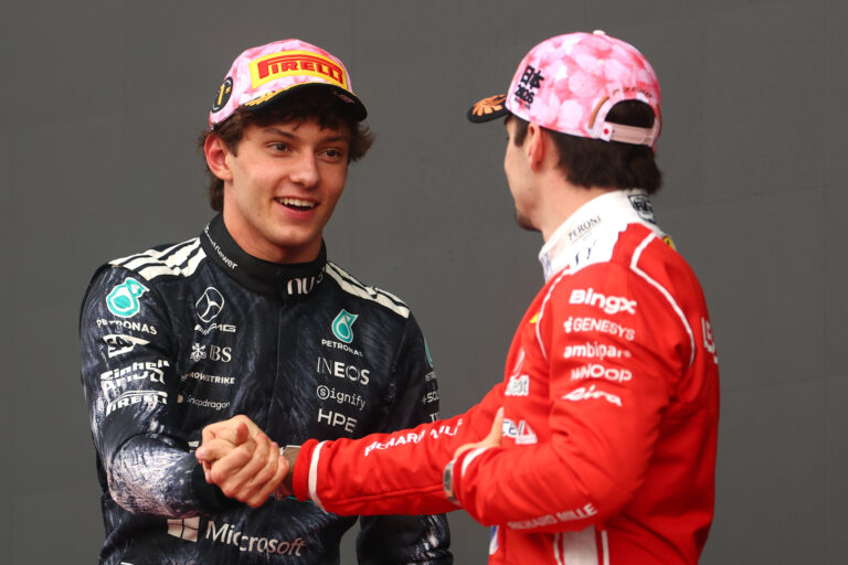 f1 ferrari accusa mercedes red bull