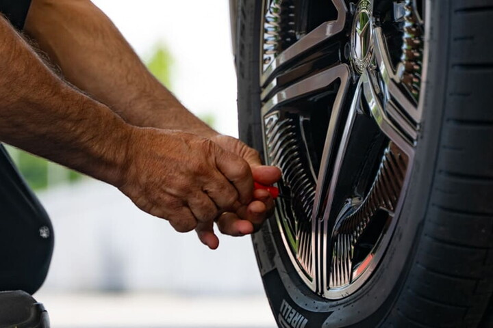 Scontro tra Italia e Cina sulla Pirelli: cosa è successo