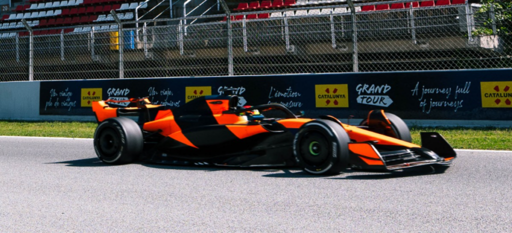 McLaren, altro test per Leonardo Fornaroli: completati 68 giri a Silverstone