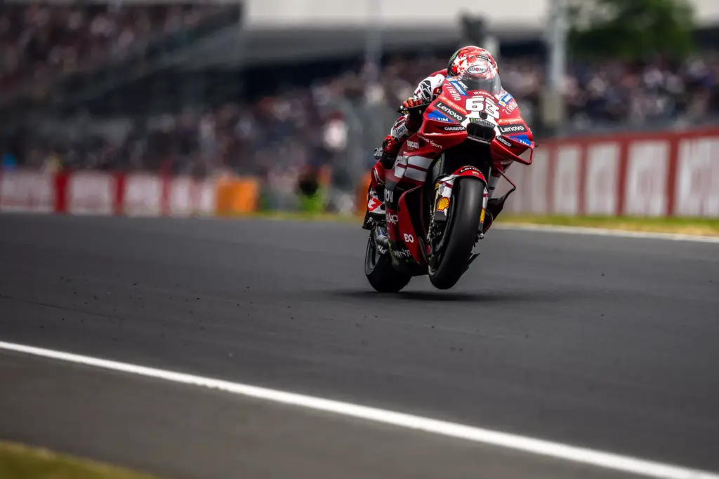 “¿Aprilia o Ducati?” Pecco Bagnaia da su respuesta para 2027: aquí está 