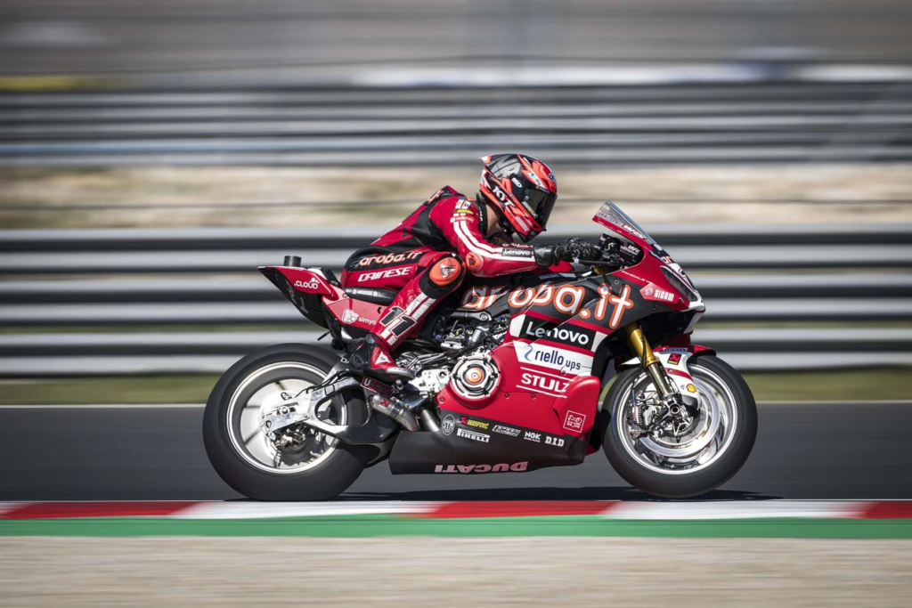 Gara 1 WorldSBK in Ungheria: vittoria di Bulega e conquista un nuovo record!