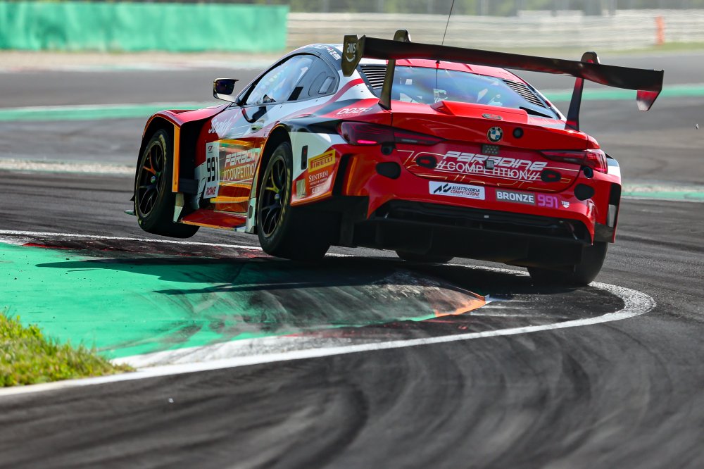 Il Gt World Challenge visto dal vivo: l'essenza del motorsport accessibile a tutti